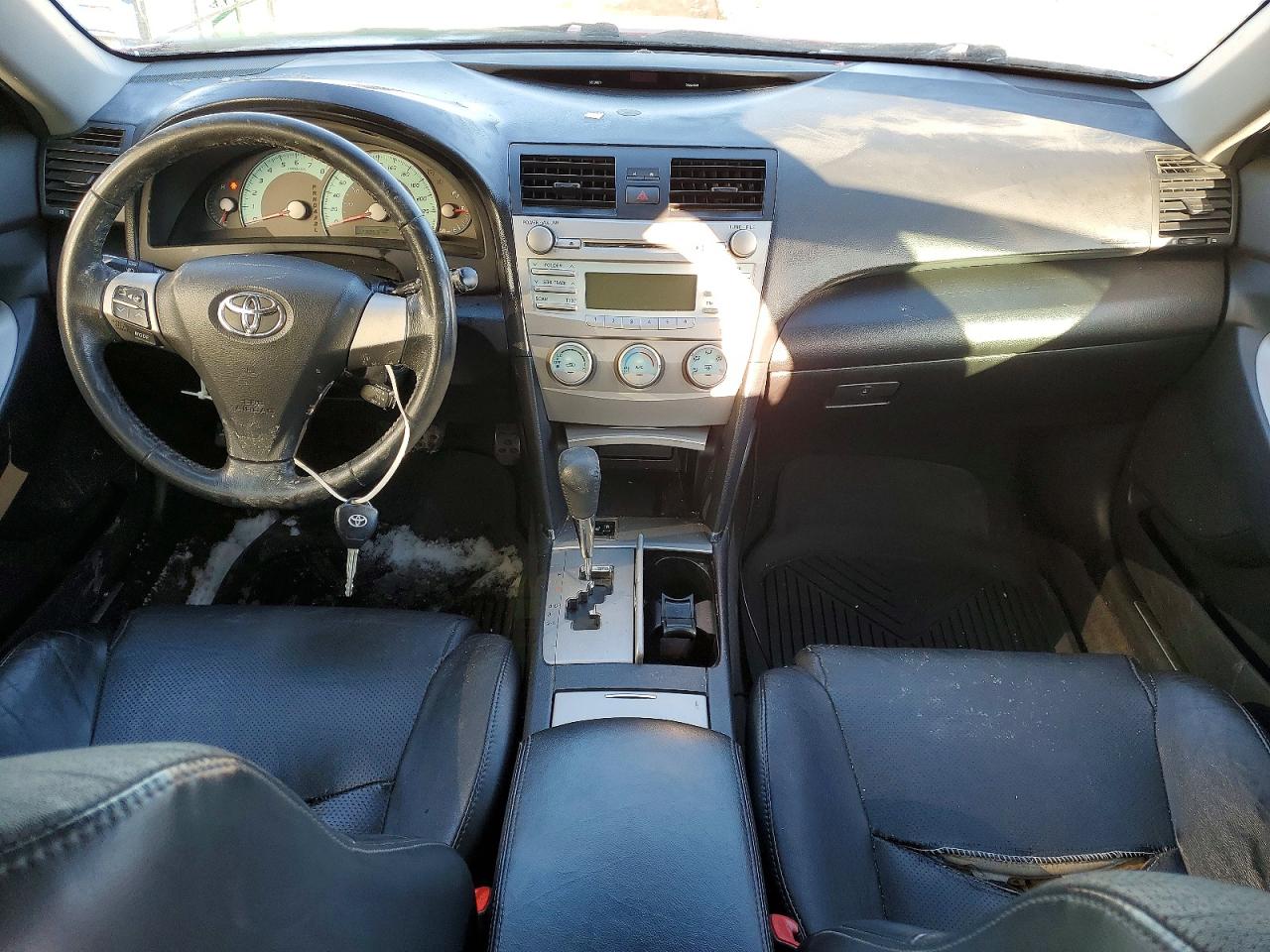 2008 TOYOTA CAMRY photo 8