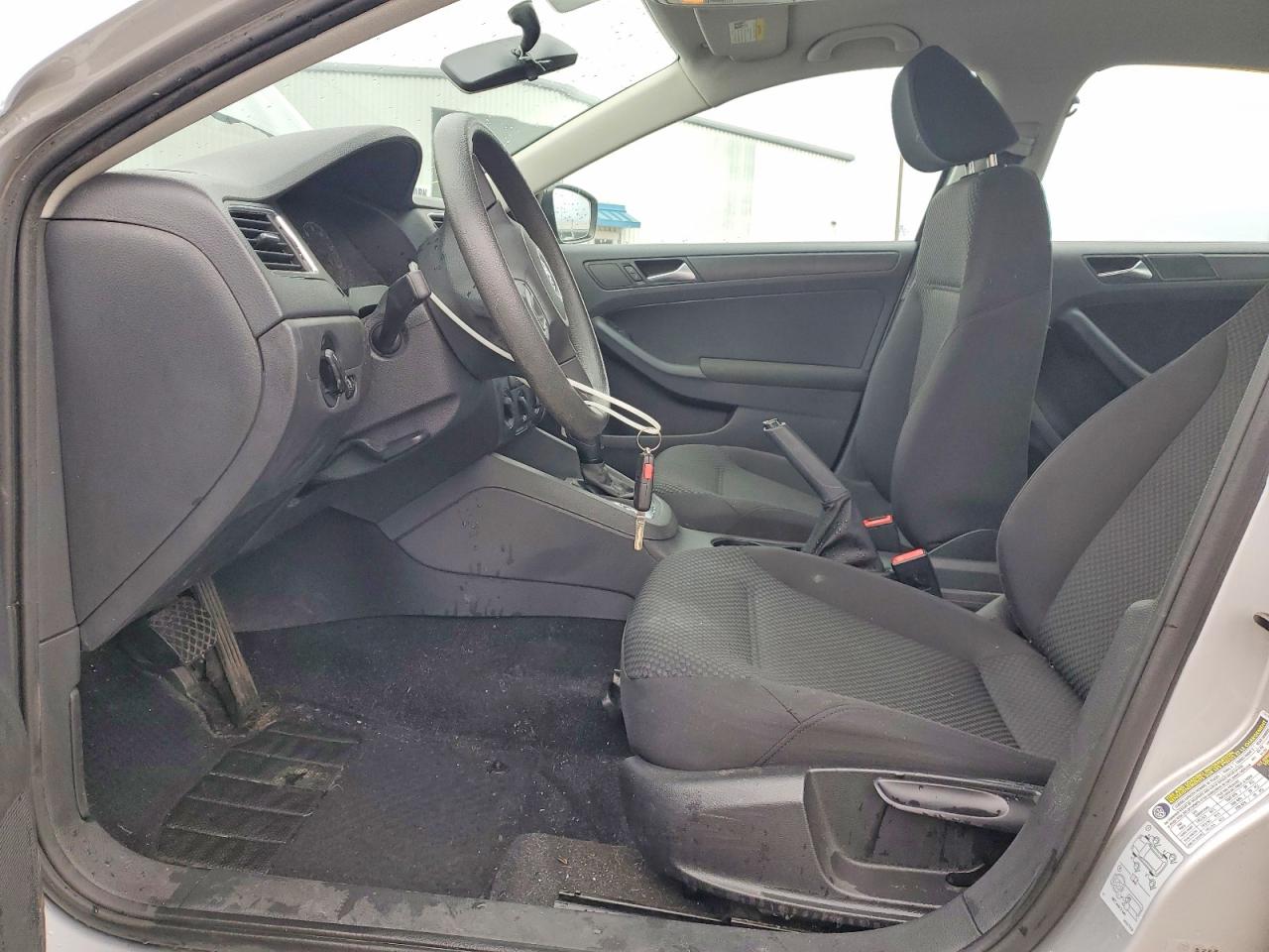 2012 VOLKSWAGEN JETTA BASE photo 7