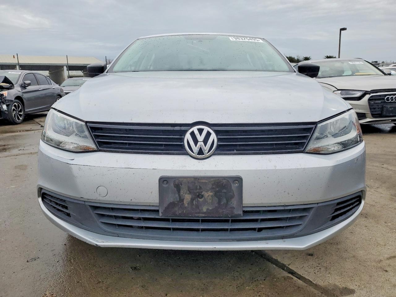 2012 VOLKSWAGEN JETTA BASE photo 5