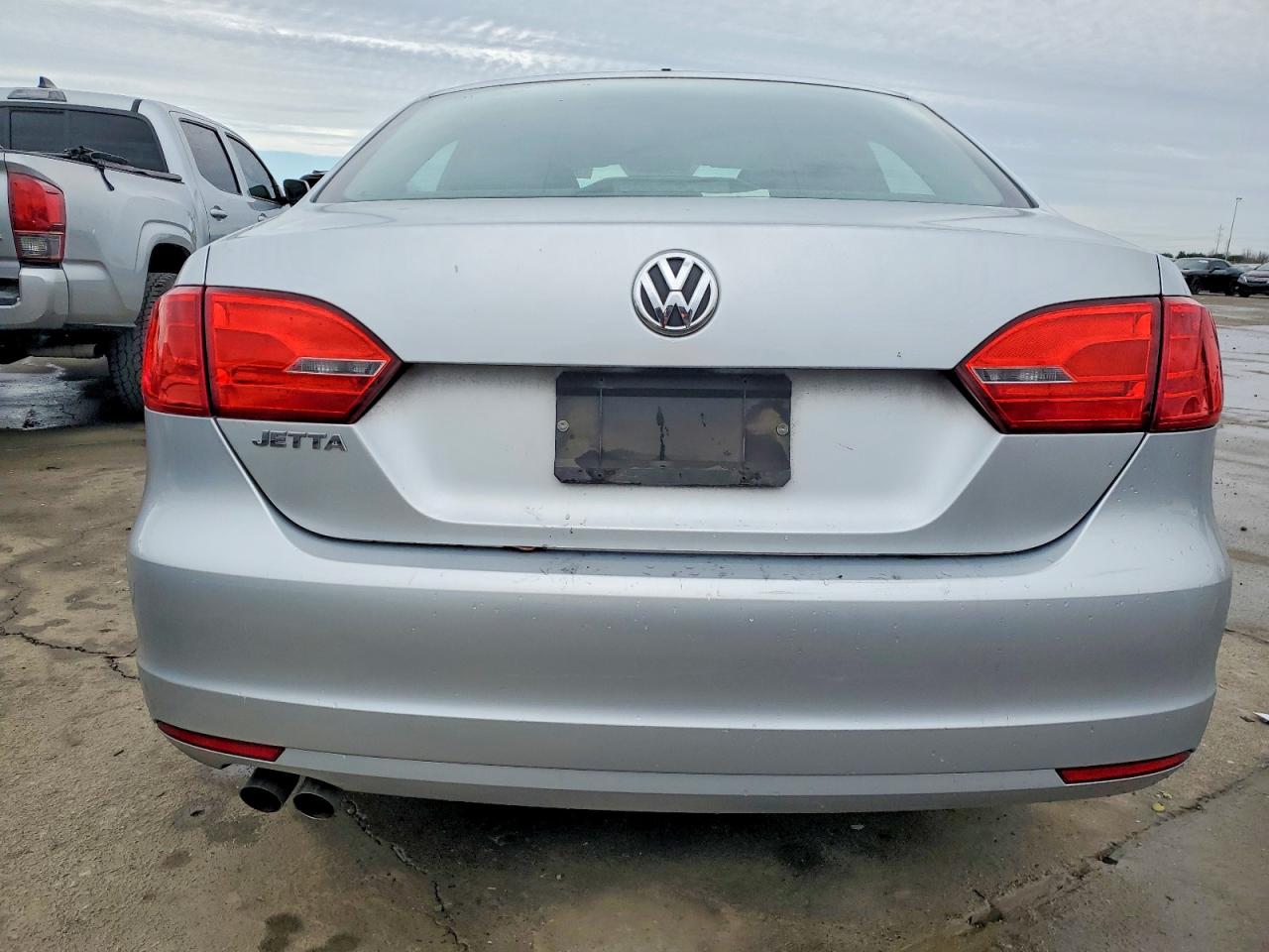 2012 VOLKSWAGEN JETTA BASE photo 6