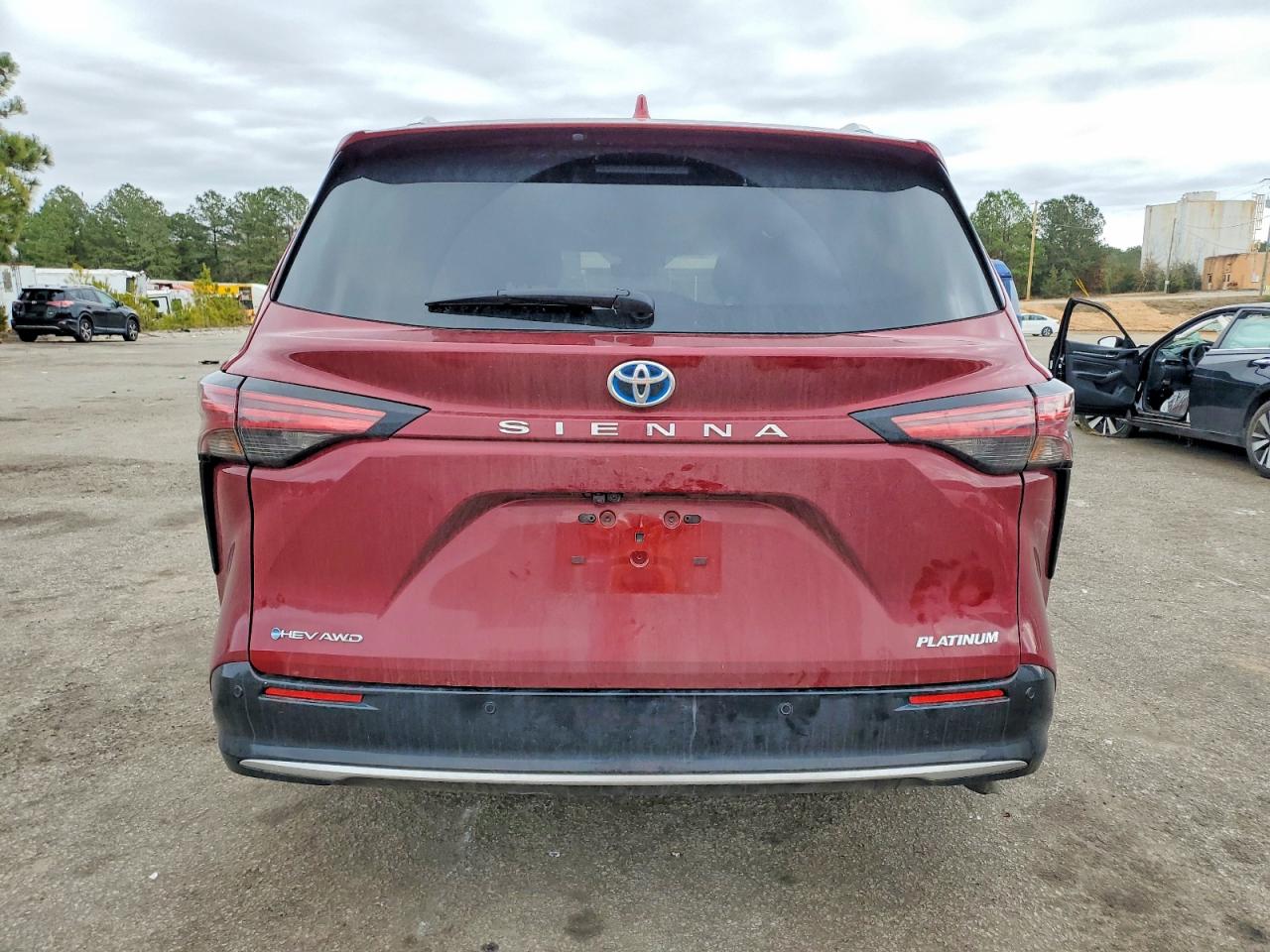 2025 TOYOTA SIENNA LIMITED photo 6