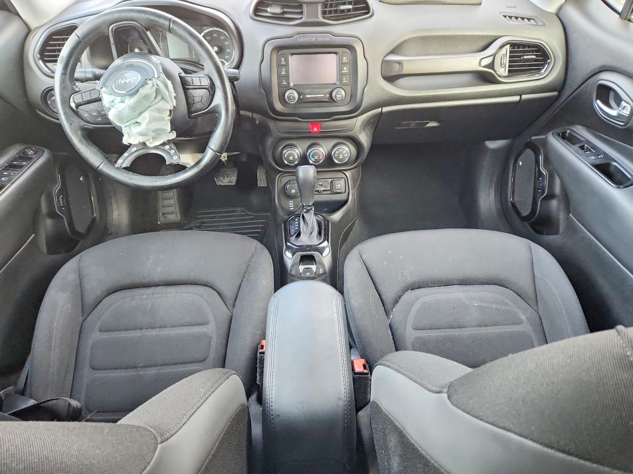 2017 JEEP RENEGADE LATITUDE photo 8