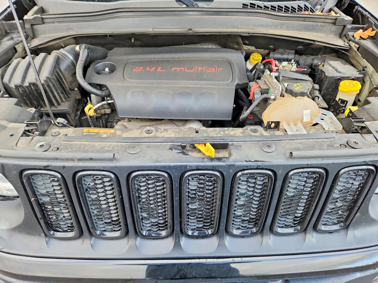 2017 JEEP RENEGADE LATITUDE photo 11