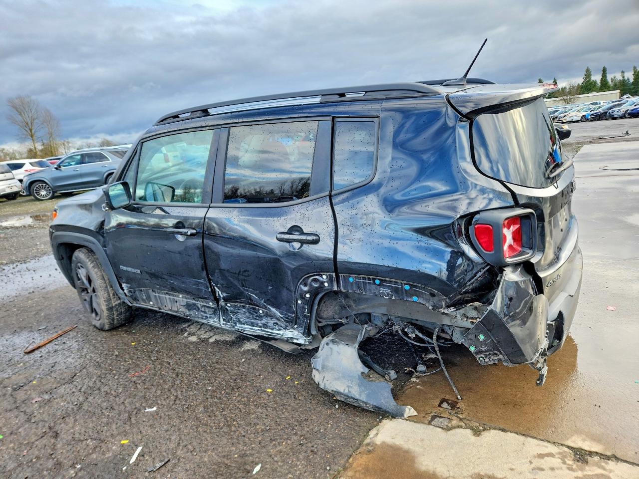 2017 JEEP RENEGADE LATITUDE photo 2