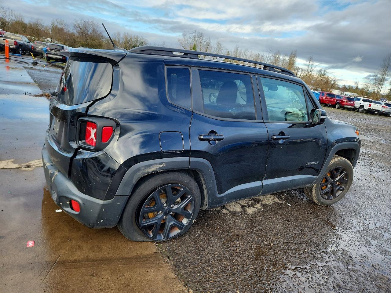 2017 JEEP RENEGADE LATITUDE photo 3