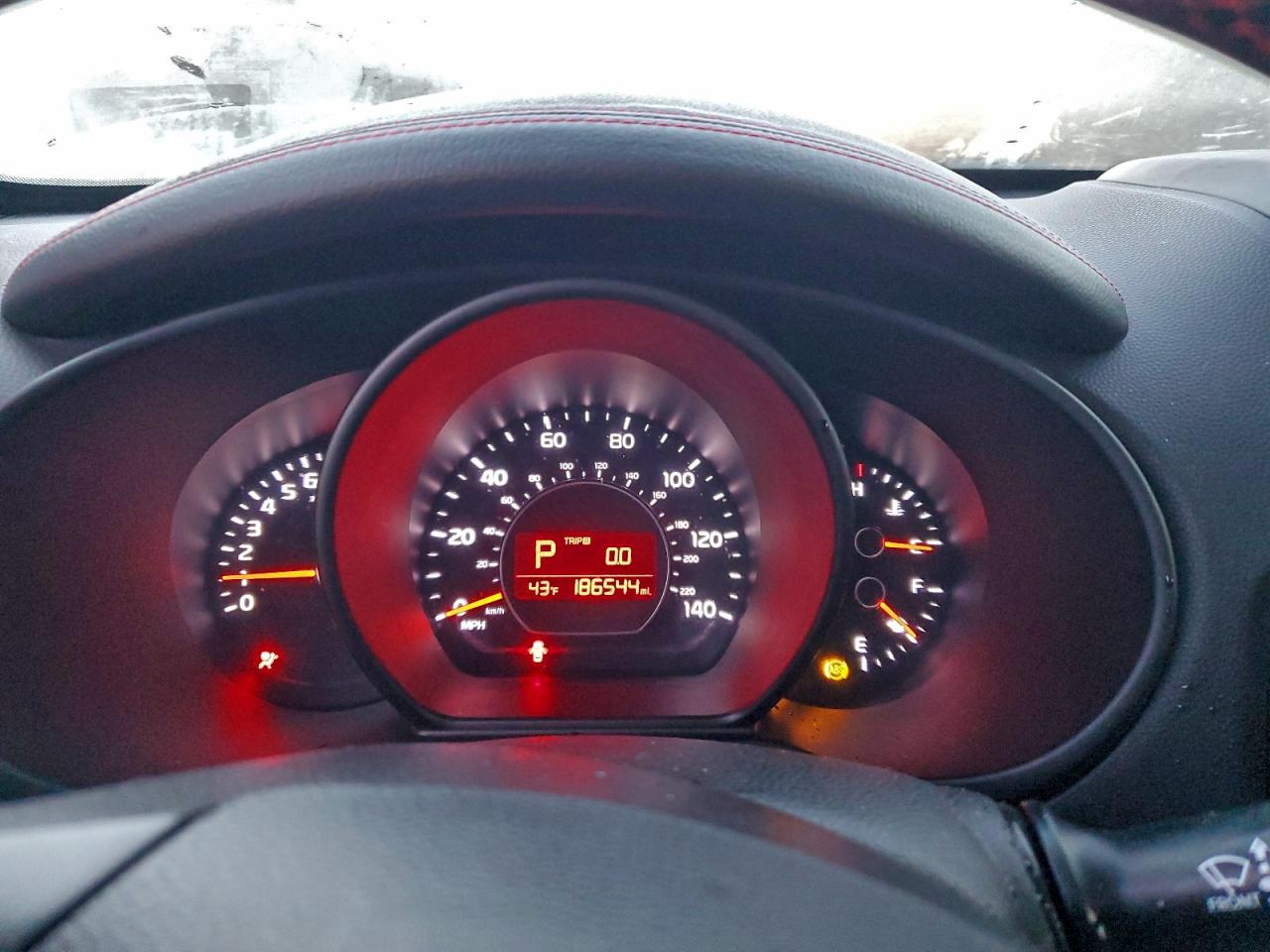 2015 KIA SOUL + photo 9