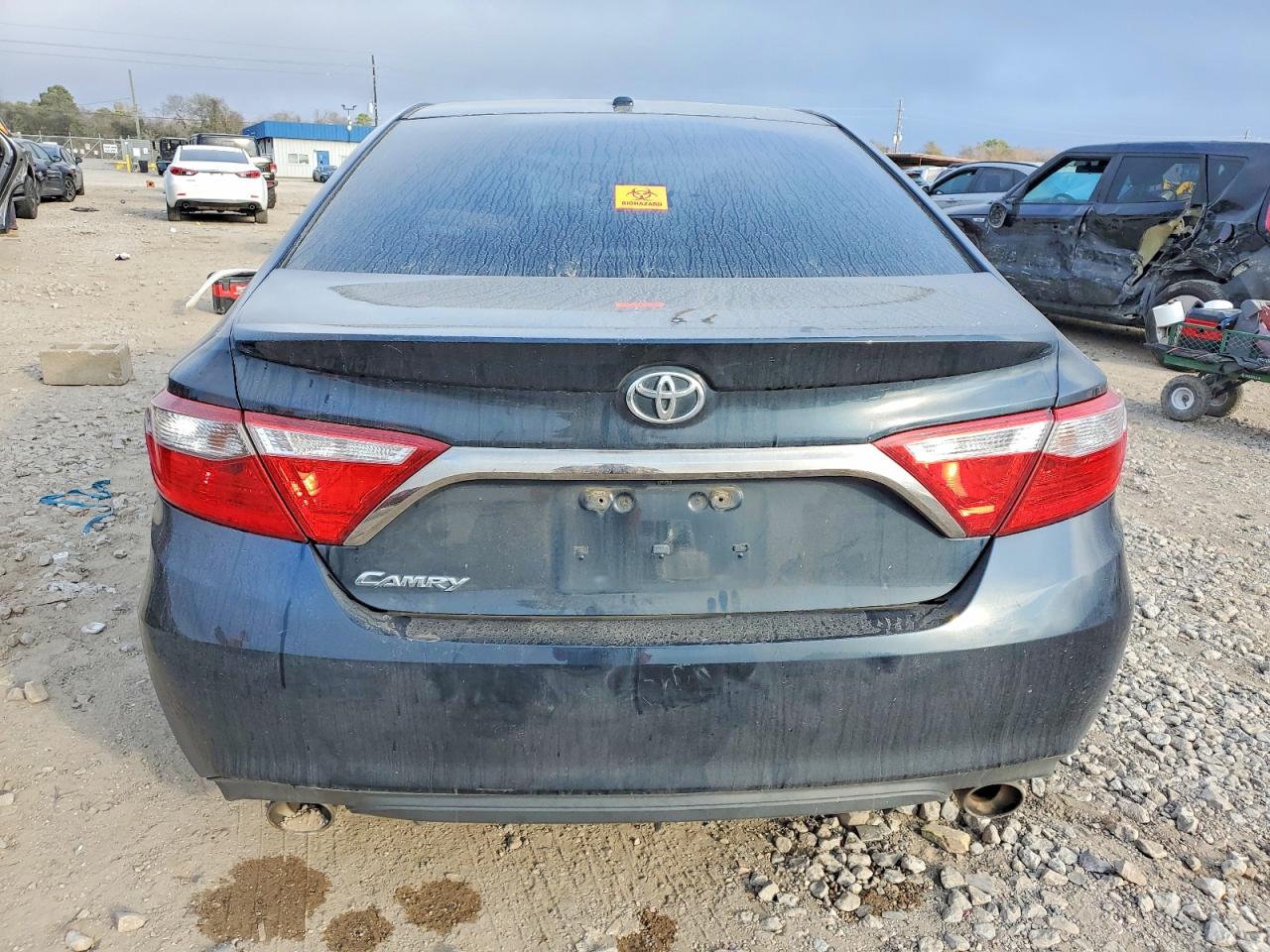 2017 TOYOTA CAMRY XSE photo 6