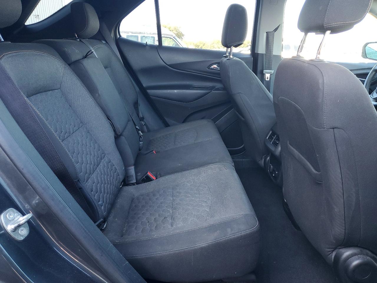2018 CHEVROLET EQUINOX LT photo 11