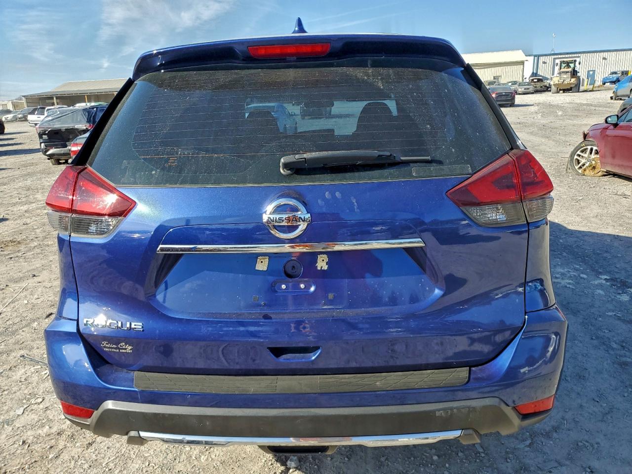 2018 NISSAN ROGUE S photo 6