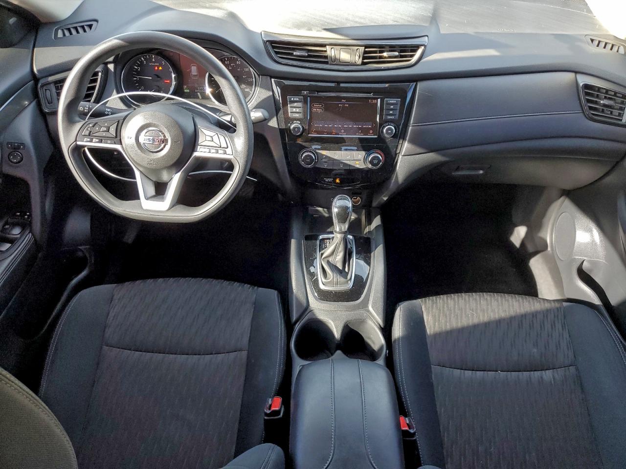 2018 NISSAN ROGUE S photo 8