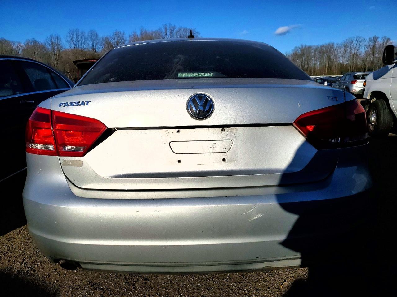 2014 VOLKSWAGEN PASSAT S photo 6