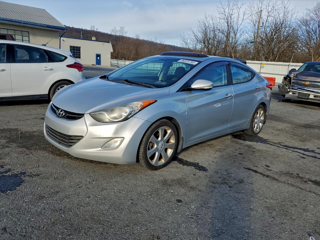2013 HYUNDAI ELANTRA