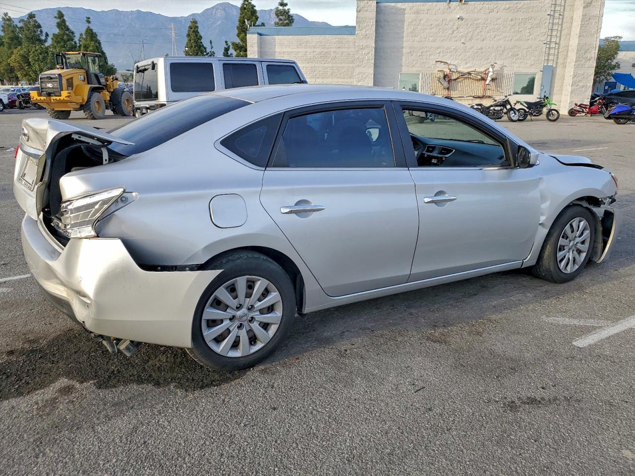 2014 NISSAN SENTRA S photo 3