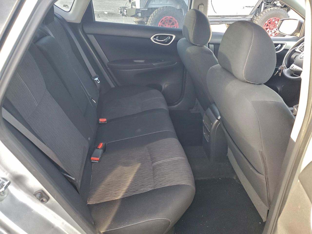 2014 NISSAN SENTRA S photo 10