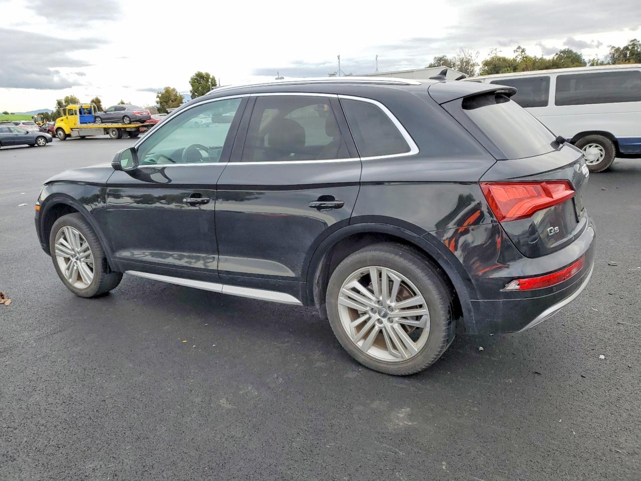 2019 AUDI Q5 PREMIUM PLUS photo 2