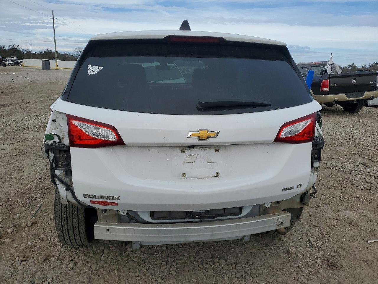 2020 CHEVROLET EQUINOX LT photo 6