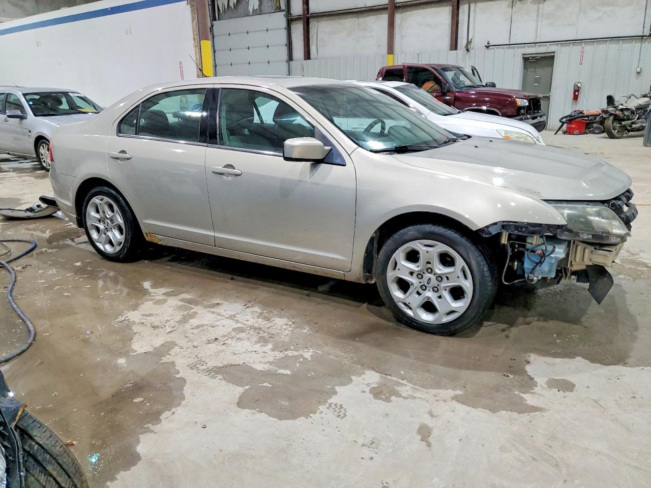 2010 FORD FUSION SE photo 4