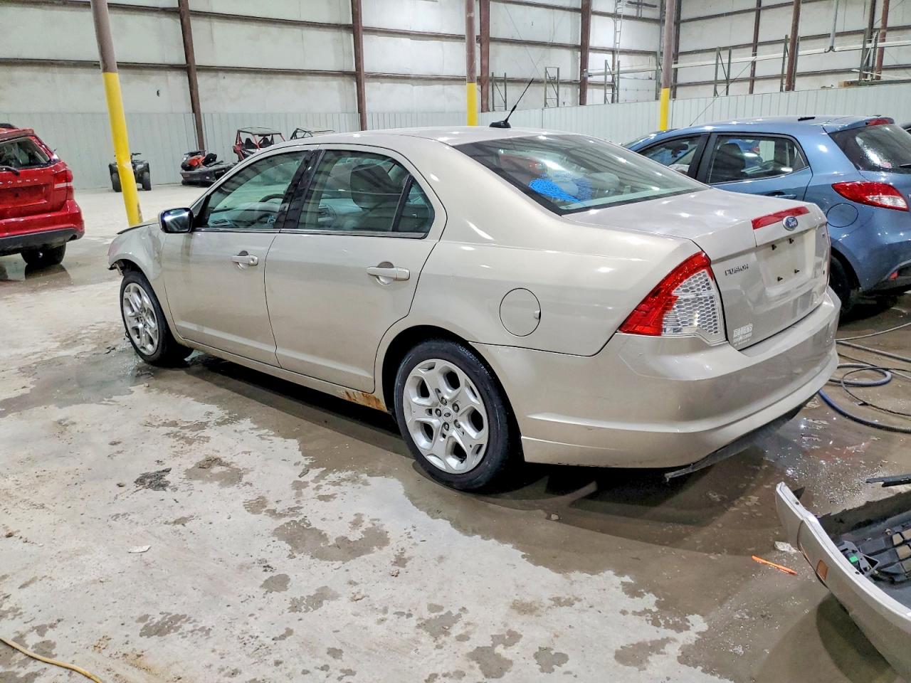 2010 FORD FUSION SE photo 2
