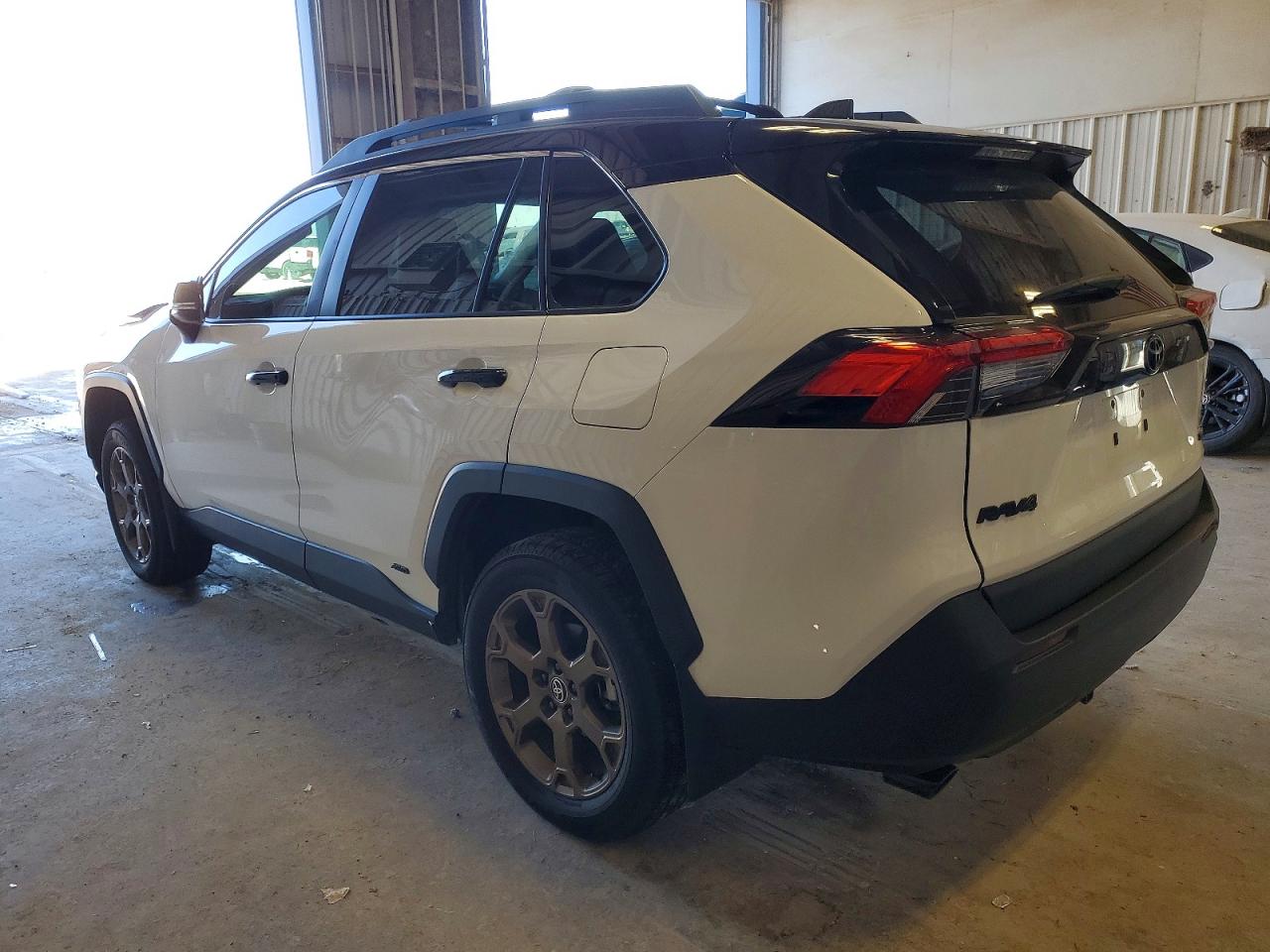 2024 TOYOTA RAV4 WOODLAND EDITION photo 2