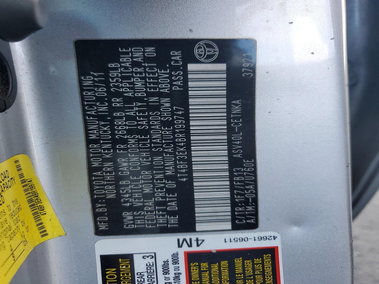 2011 TOYOTA CAMRY BASE photo 12