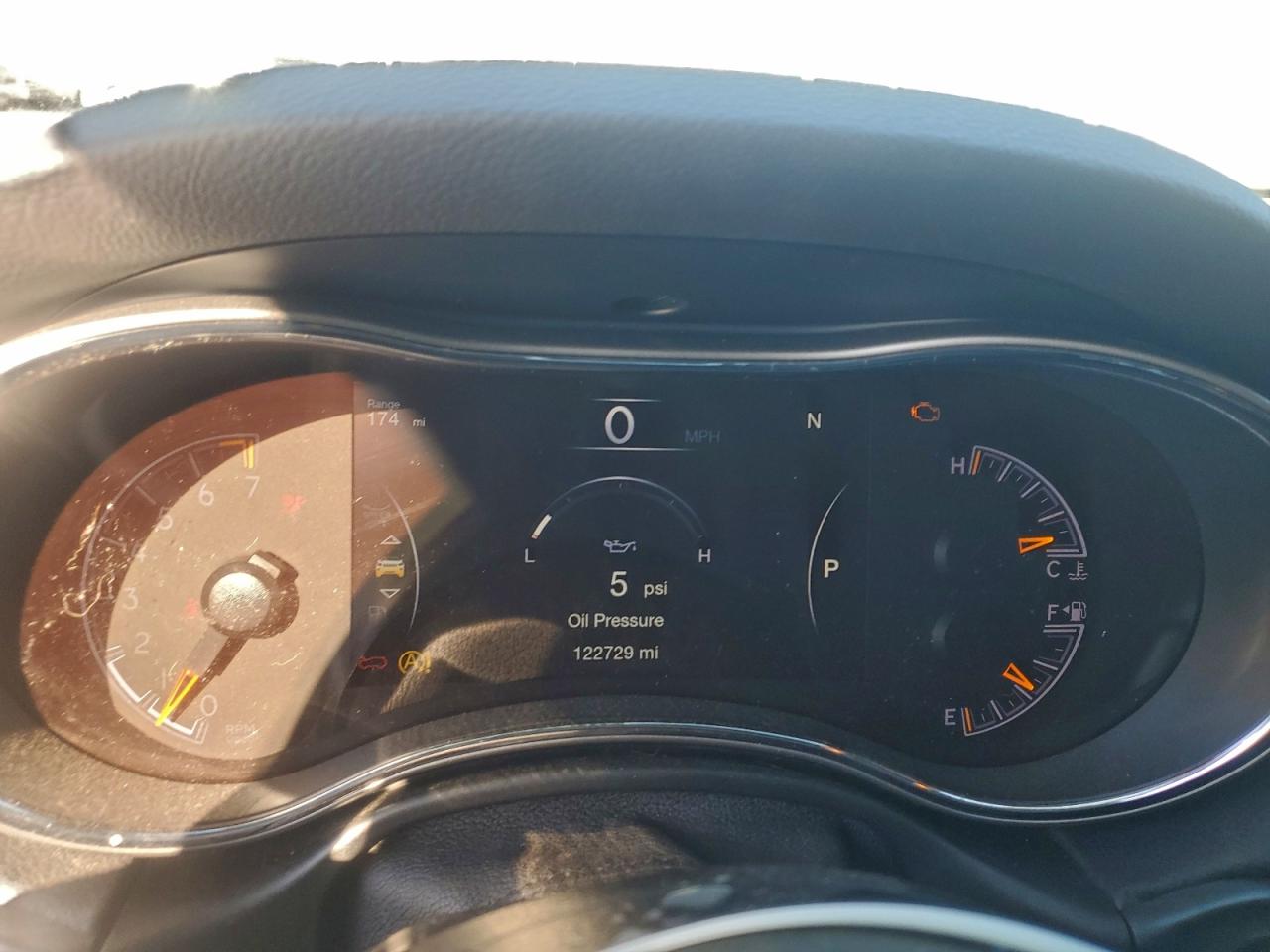 2020 JEEP GRAND CHEROKEE LAREDO photo 9