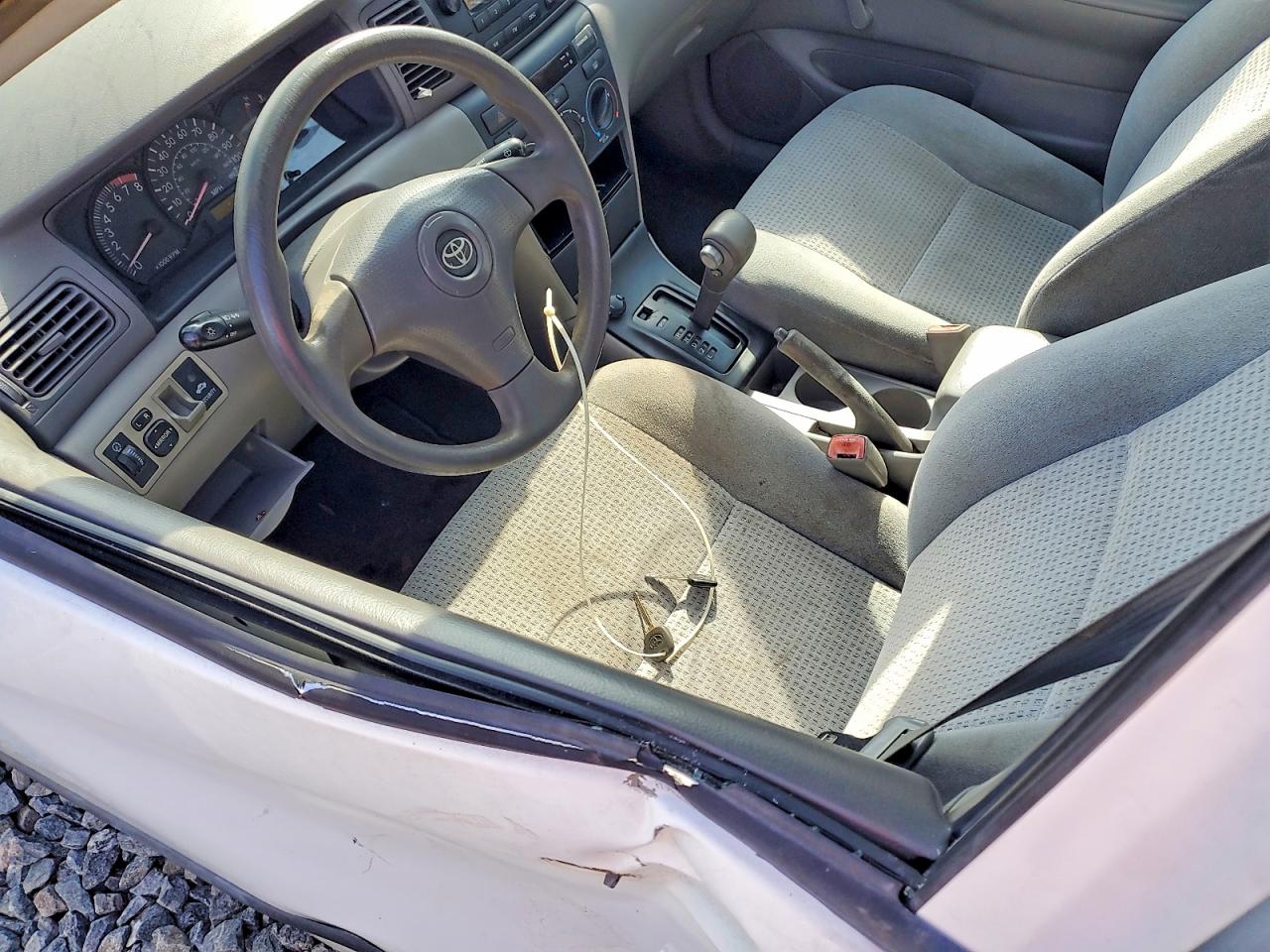 2006 TOYOTA COROLLA CE photo 7