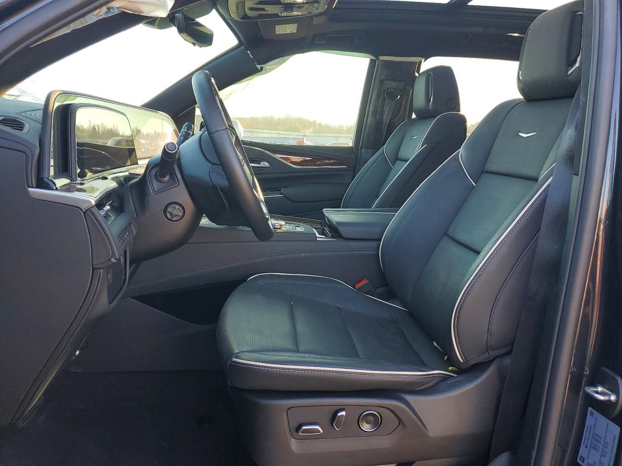 2024 CADILLAC ESCALADE PREMIUM LUXURY photo 7