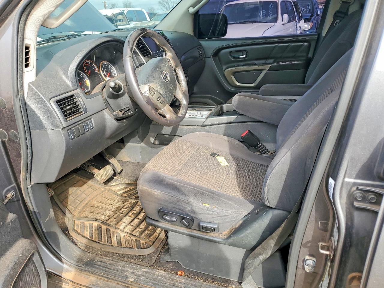 2015 NISSAN ARMADA SV photo 7