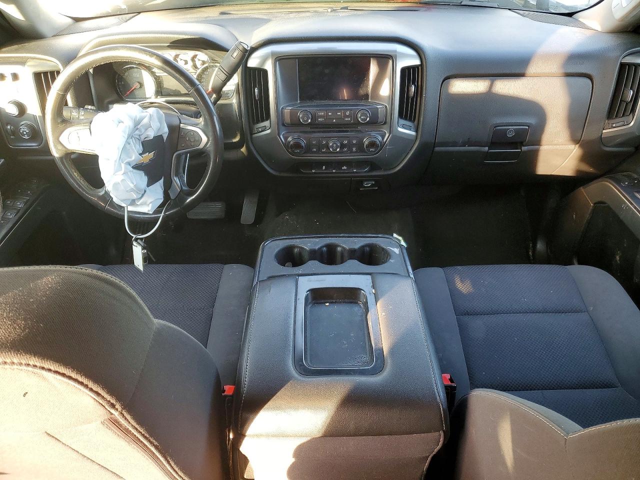 2018 CHEVROLET SILVERADO K1500 LT photo 8