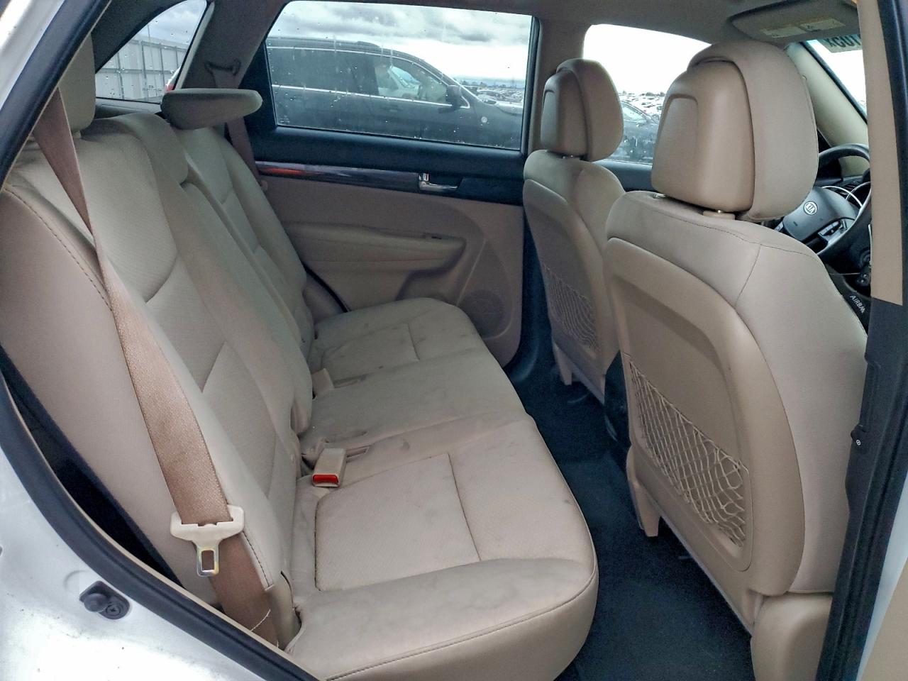 2013 KIA SORENTO photo 10