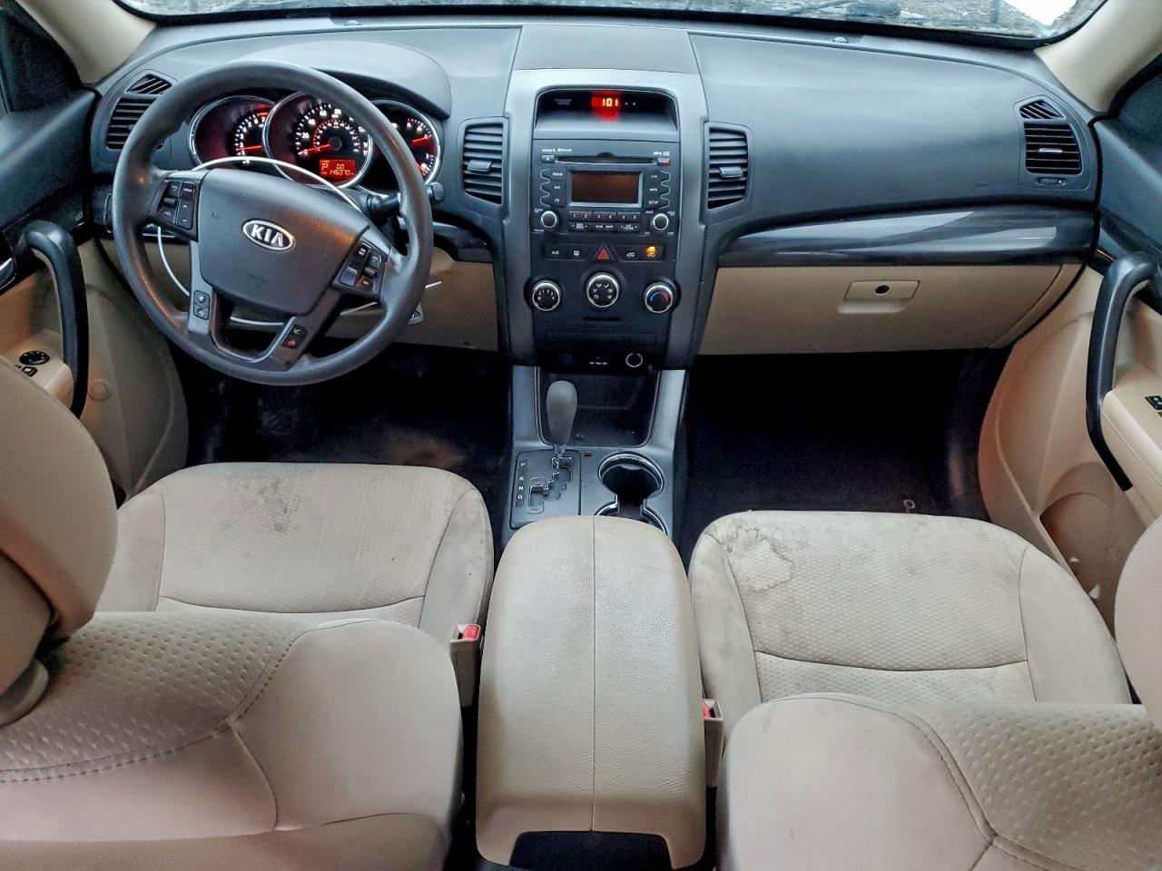 2013 KIA SORENTO photo 8