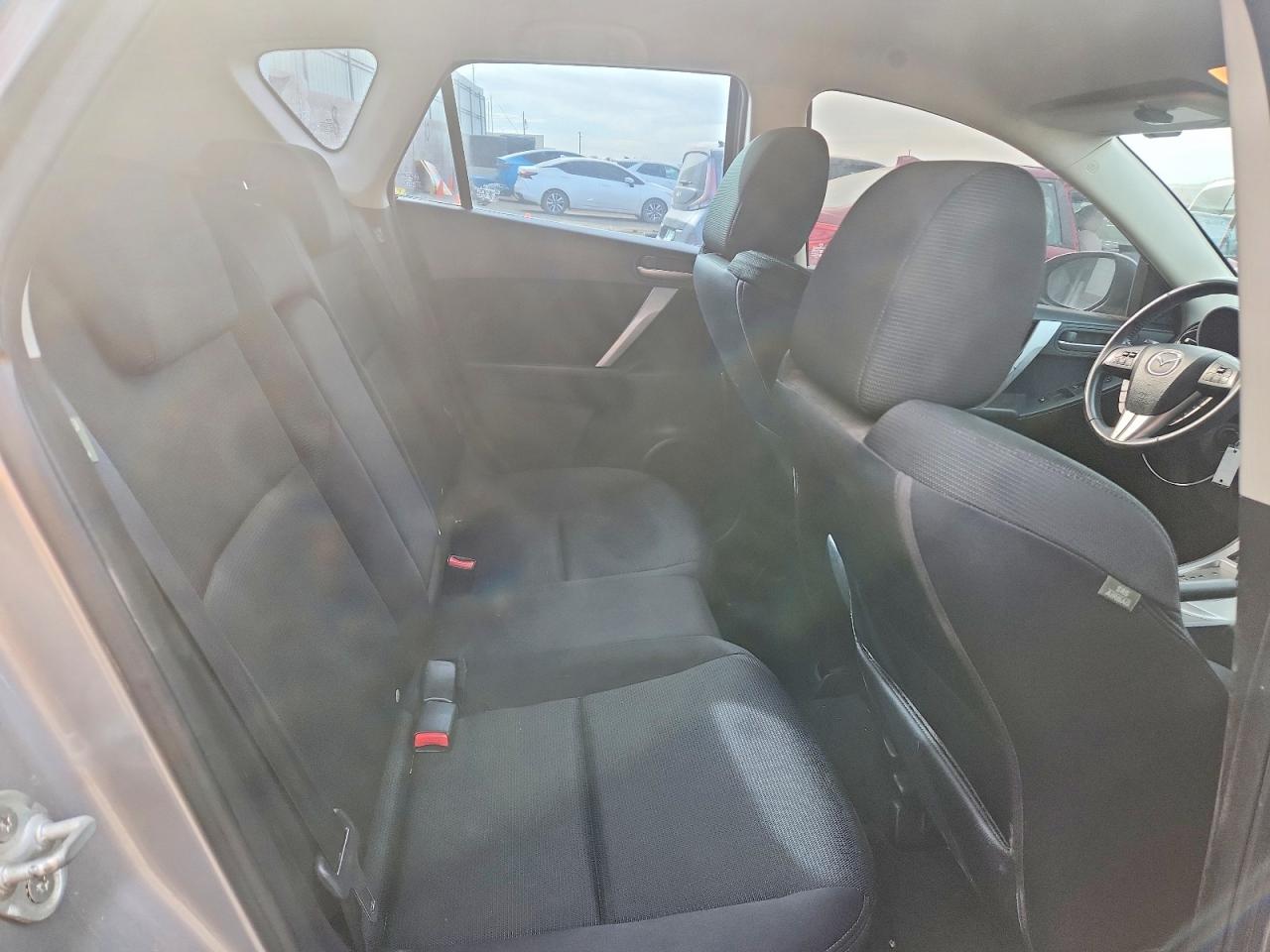 2010 MAZDA 3 S photo 10