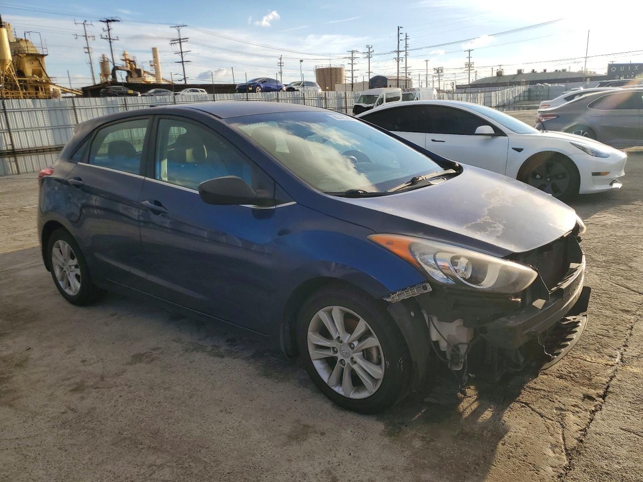2013 HYUNDAI ELANTRA GT photo 4