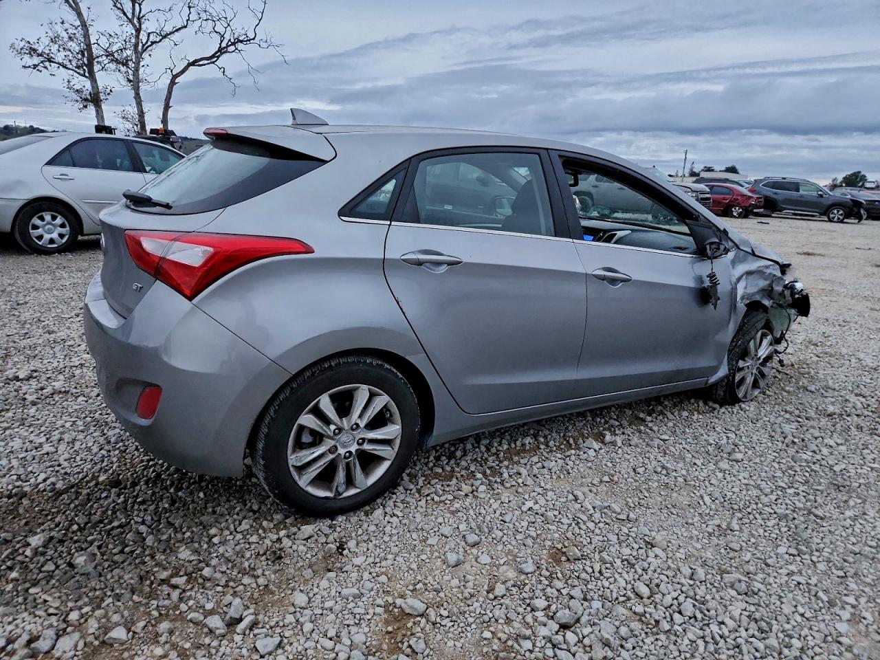 2013 HYUNDAI ELANTRA GT BASE photo 3