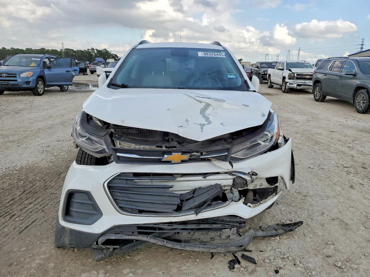 2021 CHEVROLET TRAX 1LT photo 5
