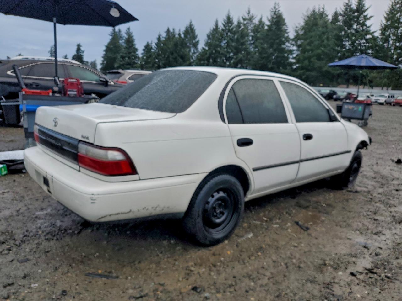 1996 TOYOTA COROLLA photo 3