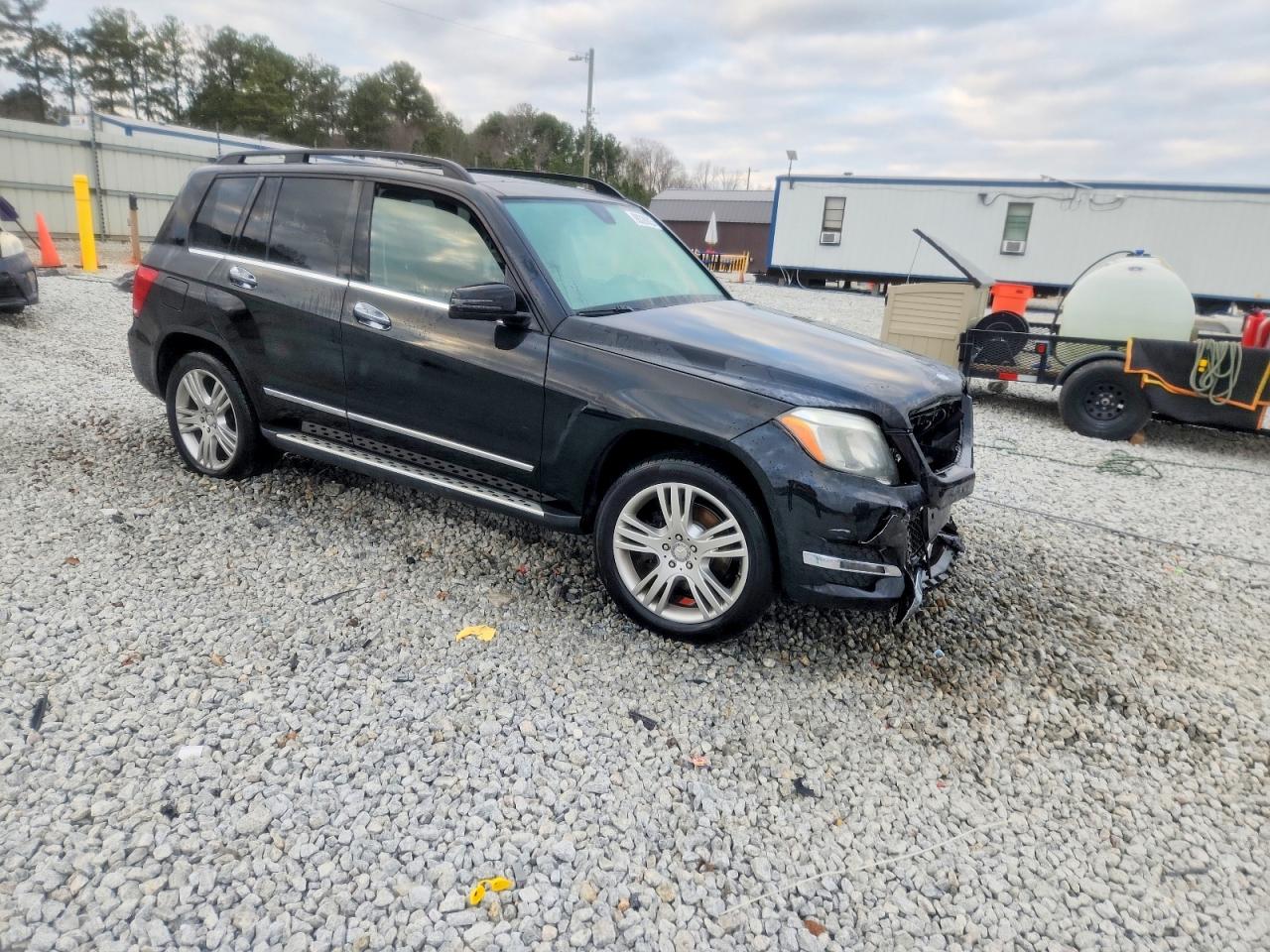 2015 MERCEDES-BENZ GLK 350 4MATIC photo 4