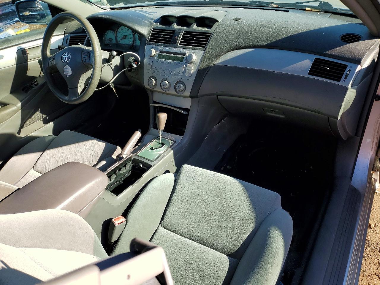 2006 TOYOTA CAMRY SOLARA SE photo 8