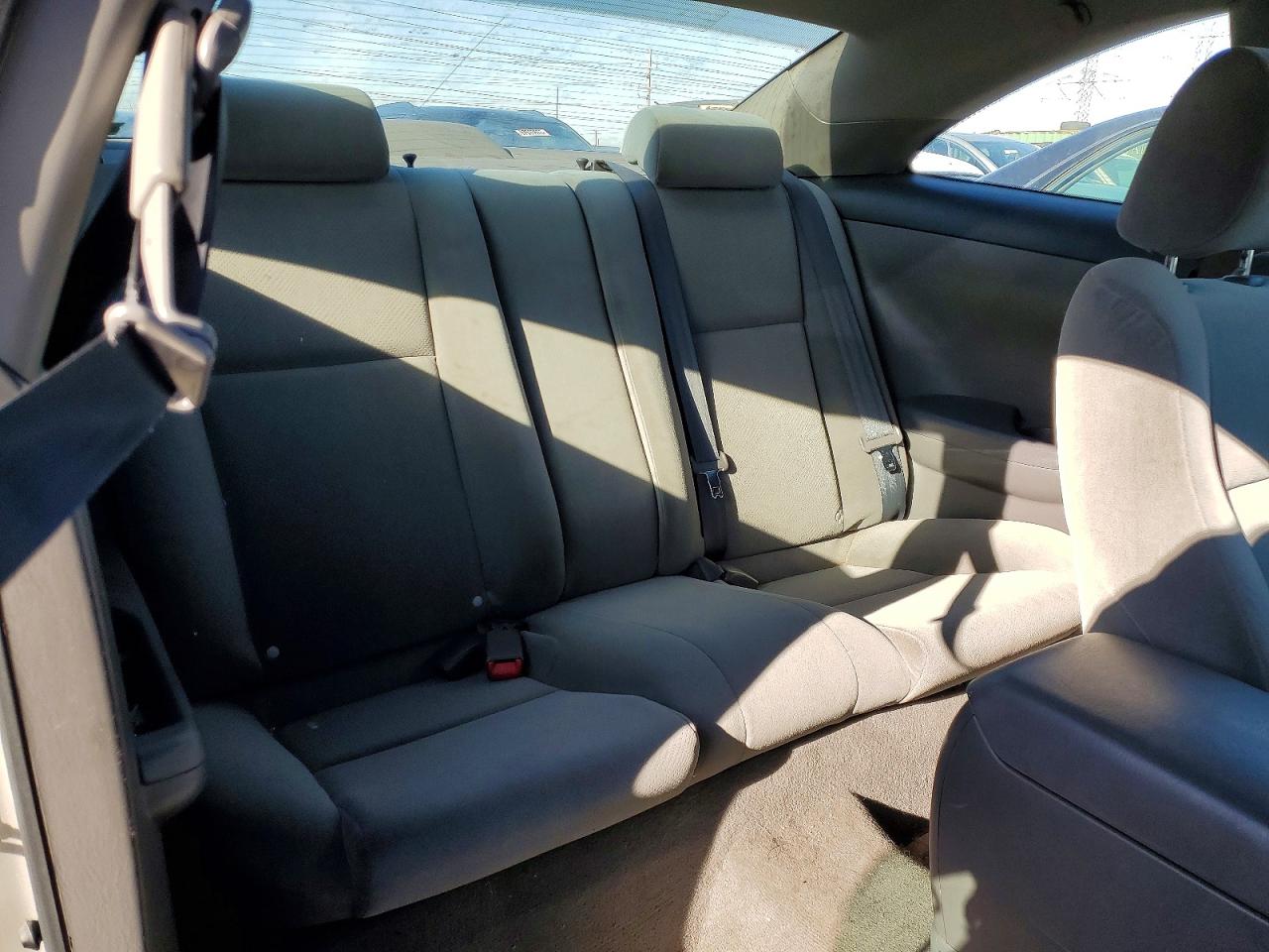 2006 TOYOTA CAMRY SOLARA SE photo 10