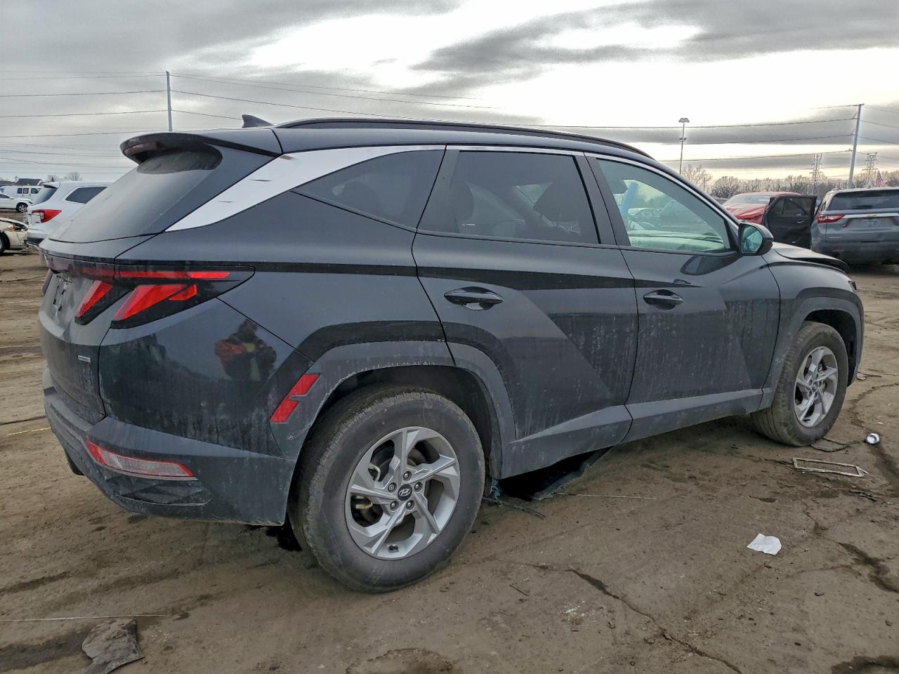 2024 HYUNDAI TUCSON SEL photo 3