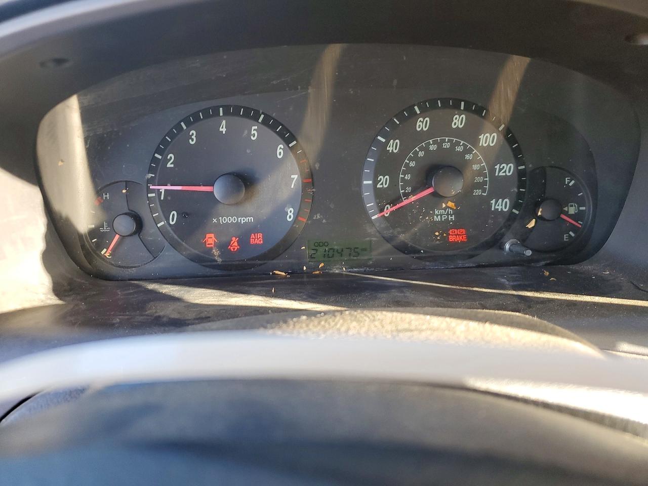 2005 HYUNDAI ELANTRA GLS photo 9