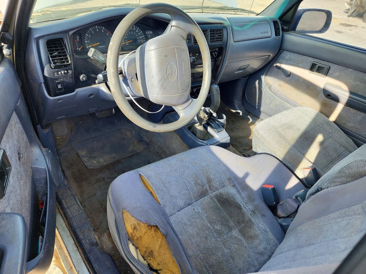 2000 TOYOTA TACOMA XTRACAB photo 16