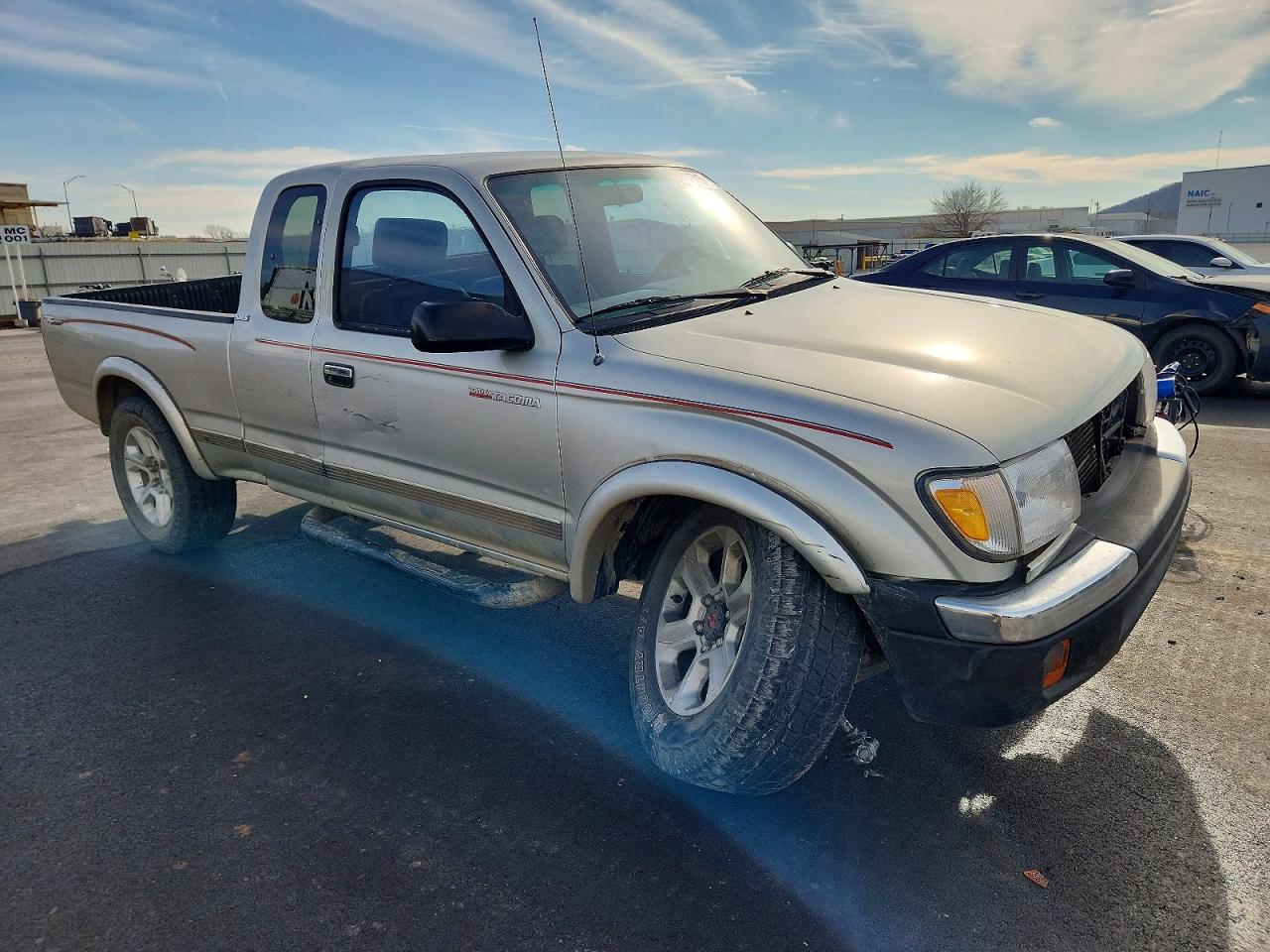 2000 TOYOTA TACOMA XTRACAB photo 7