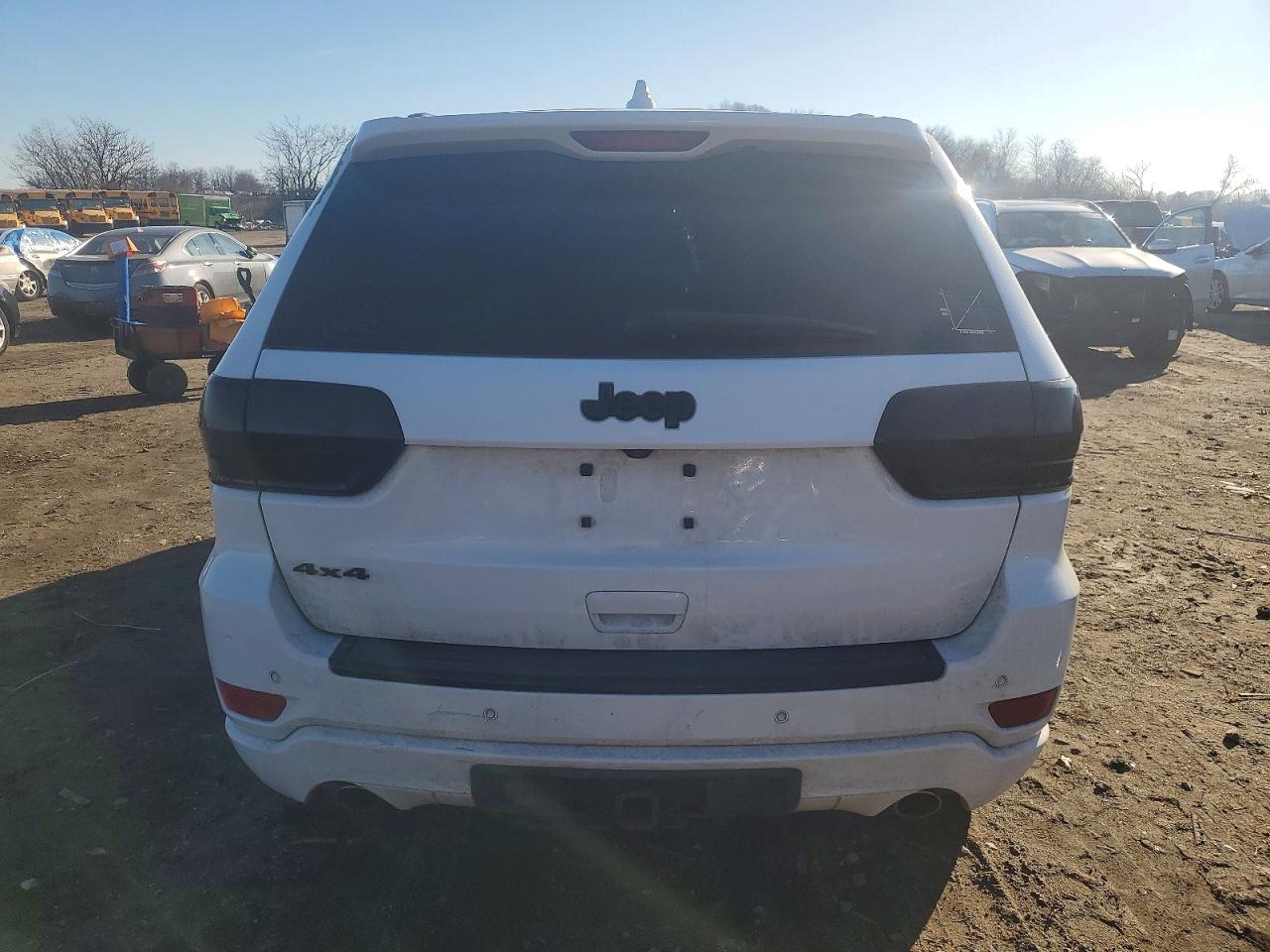 2015 JEEP GRAND CHEROKEE LAREDO photo 6