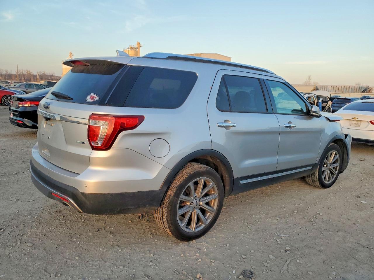 2016 FORD EXPLORER LIMITED photo 3