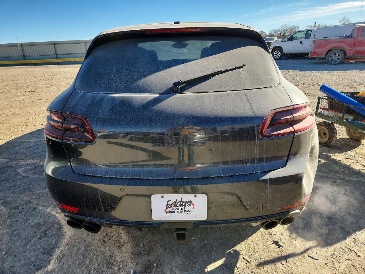 2017 PORSCHE MACAN photo 6