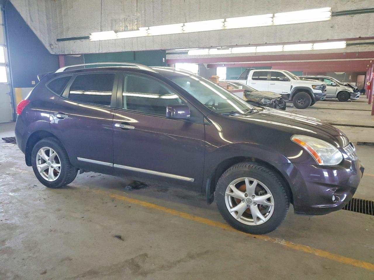 2011 NISSAN ROGUE S photo 4