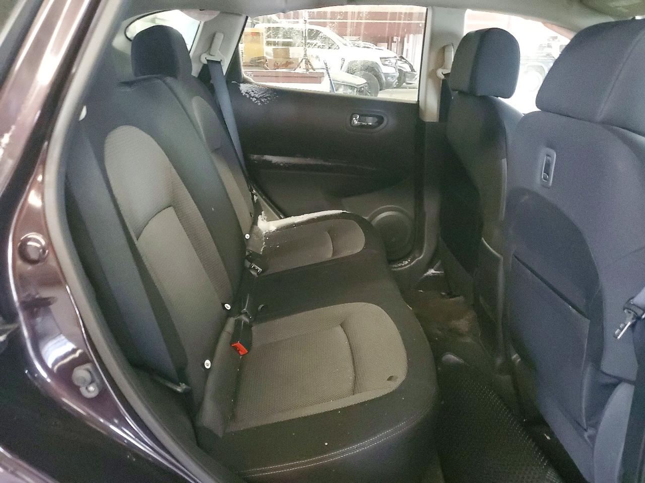 2011 NISSAN ROGUE S photo 11