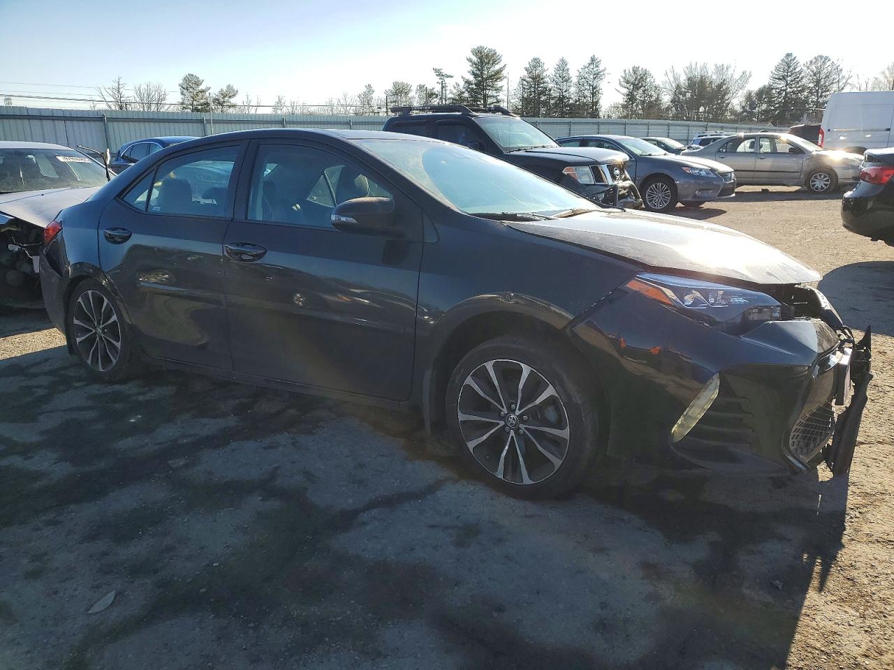 2019 TOYOTA COROLLA L photo 4