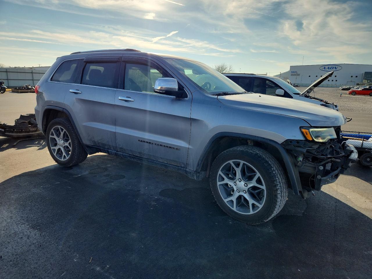 2019 JEEP GRAND CHEROKEE LIMITED photo 4